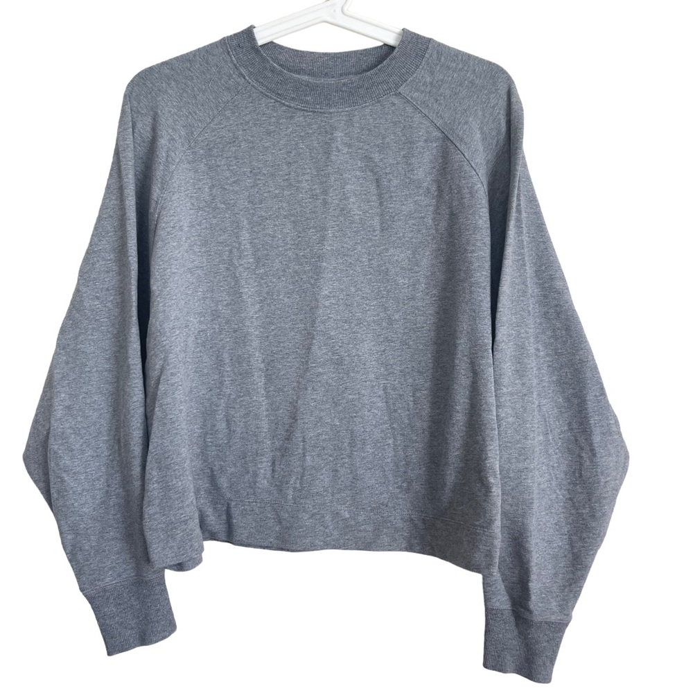 Vuori Heathered Gray Crew Neck Sweatshirt Size Small